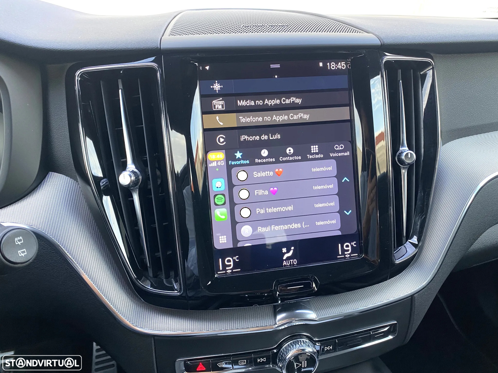 Volvo XC 60 2.0 D4 R-Design Geartronic - 15