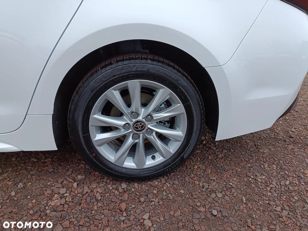 Toyota Corolla 1.8 Hybrid Comfort - 10