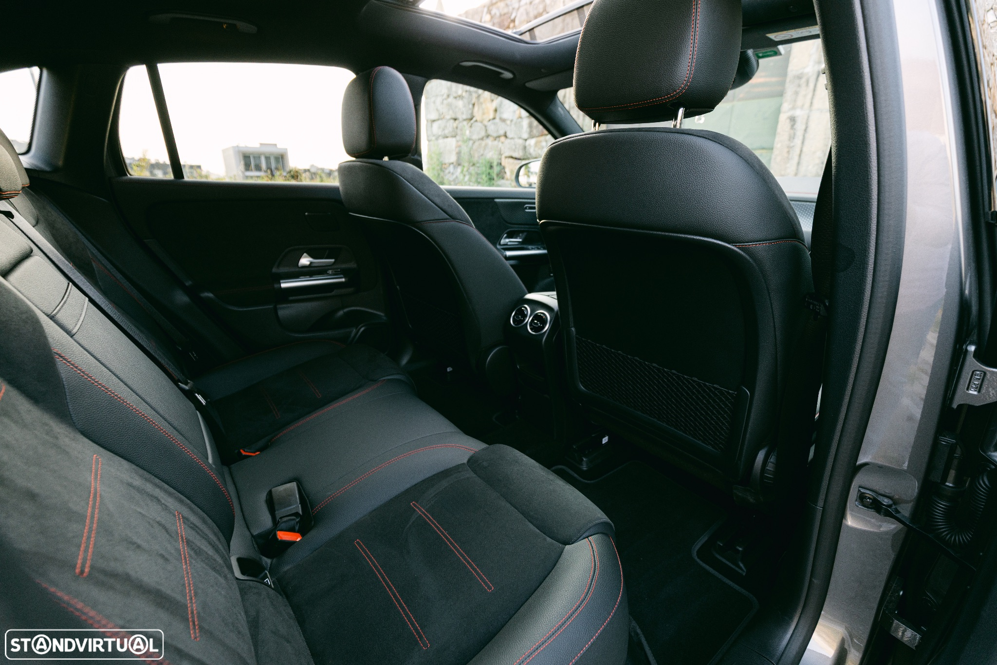 Mercedes-Benz EQA 350 4Matic AMG Line - 43