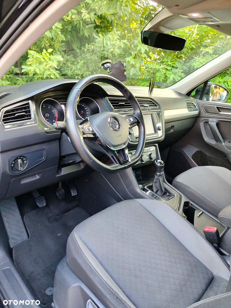 Volkswagen Tiguan 1.4 TSI BMT ACT Comfortline - 12