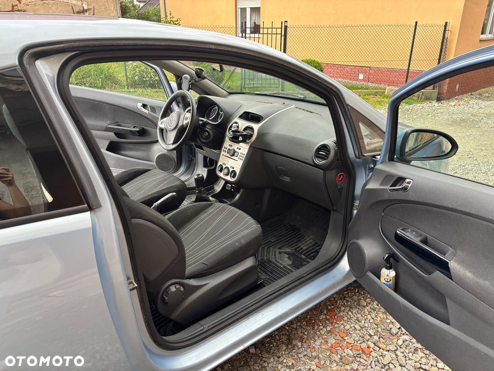 Opel Corsa 1.2 16V Enjoy - 16