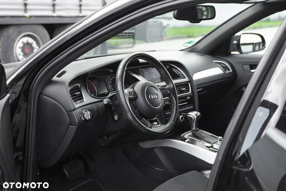 Audi A4 Avant 2.0 TDI Quattro S tronic - 10