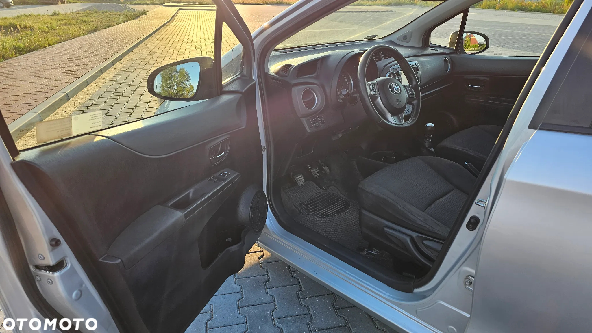 Toyota Yaris 1.33 Sol - 15