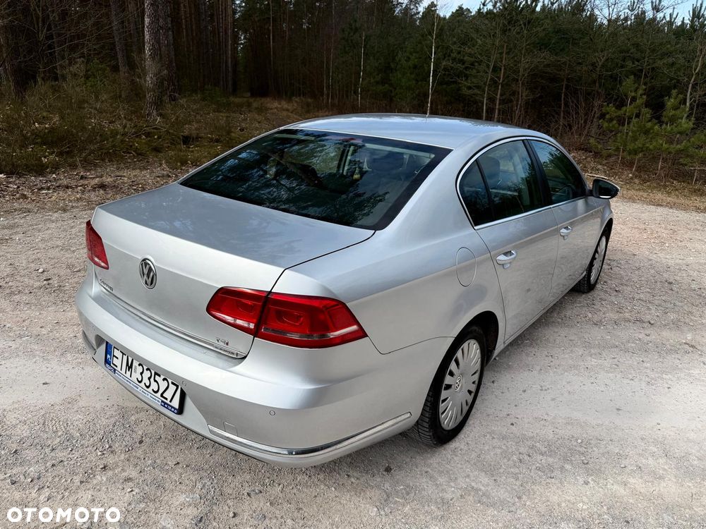 Volkswagen Passat 1.4 TSI DSG BlueMotion Technology Highline - 4