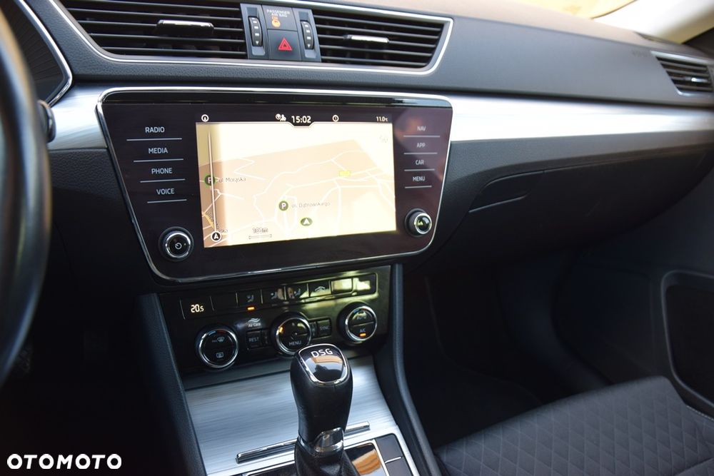 Skoda Superb 2.0 TDI Sportline DSG7 - 22