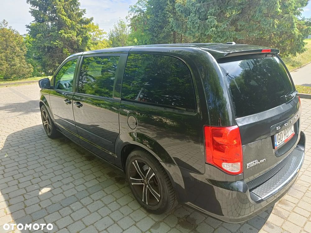 Dodge Grand Caravan 3.6 R/T - 4