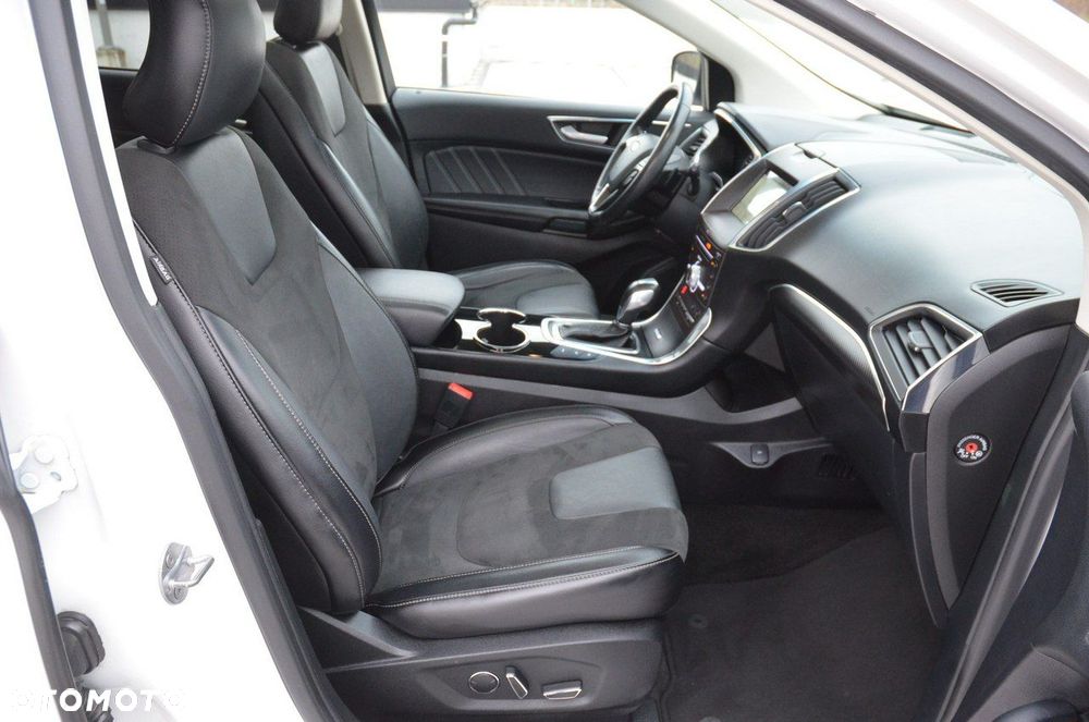 Ford Edge 2.0 TDCi Bi-Turbo 4x4 ST-LINE - 34
