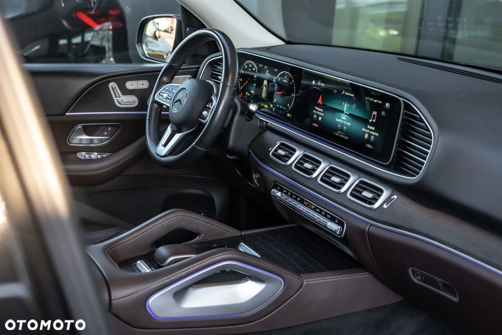 Mercedes-Benz GLE - 24