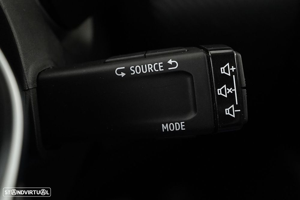 Renault Clio 1.0 TCe RS Line - 18