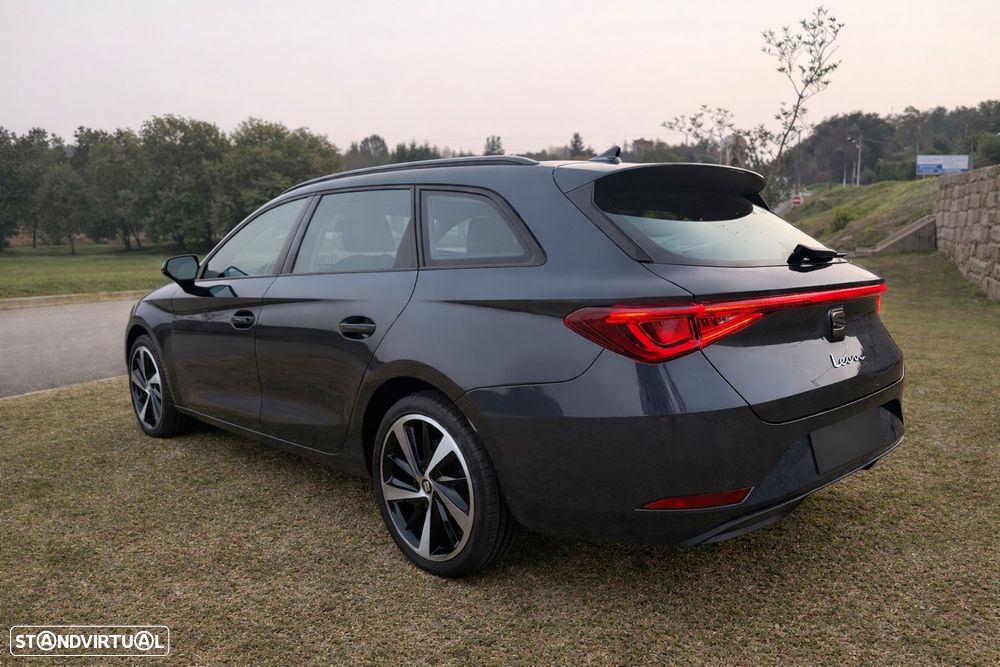 SEAT Leon ST 2.0 TDI DSG Xcellence Plus - 3