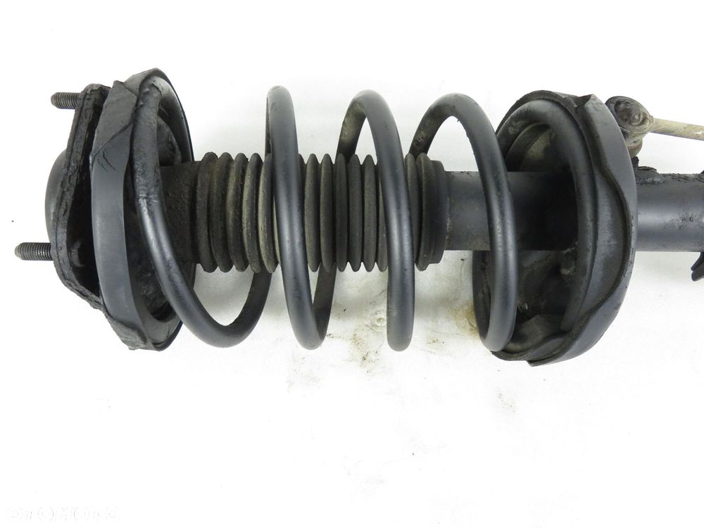 MCPERSON PRAWY PRZEDNI MAZDA 323 F VI BJ 1.5 - 3