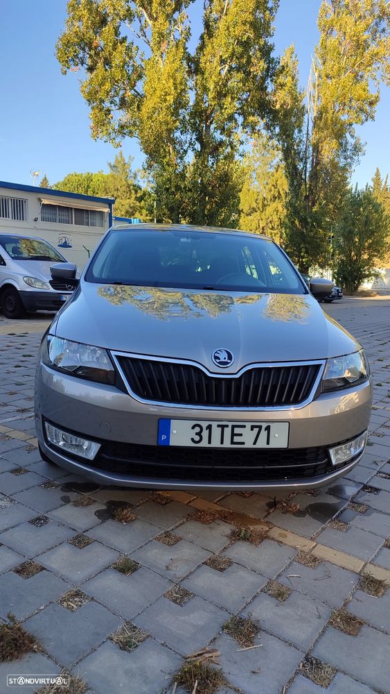 Skoda Rapid Spaceback - 3