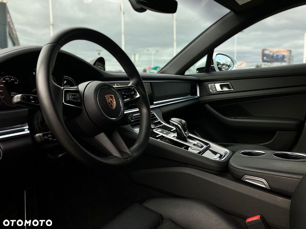 Porsche Panamera - 13