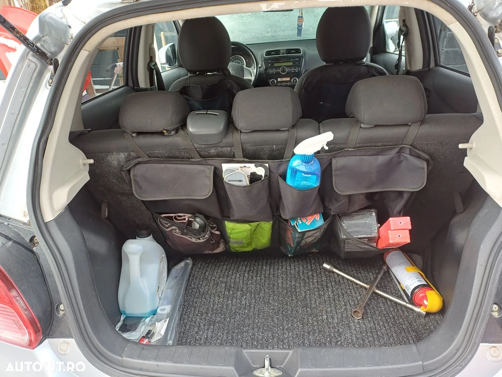 Mitsubishi Space Star - 12