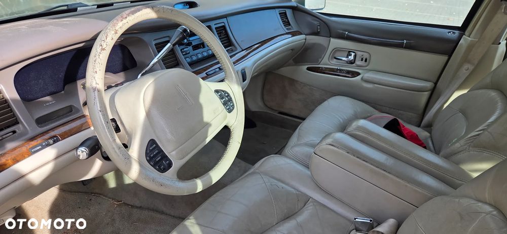 Lincoln Town Car 4.6 Signature - 7