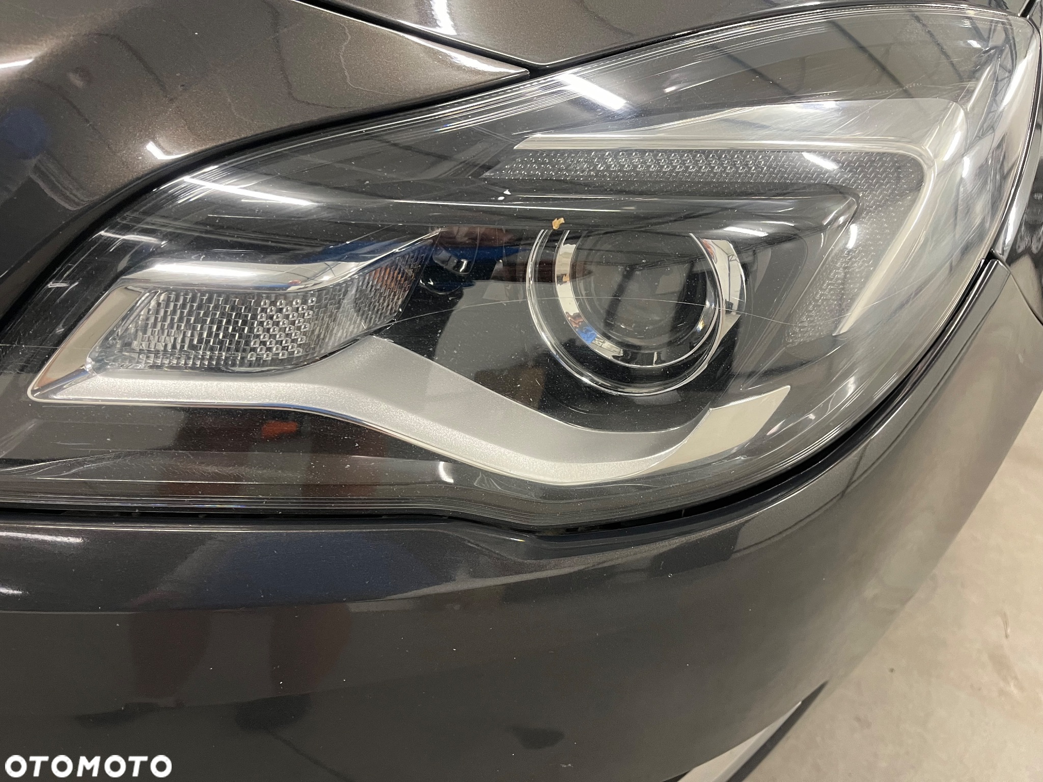 Opel Insignia 2.0 CDTI ecoFLEX Business Cosmo - 24