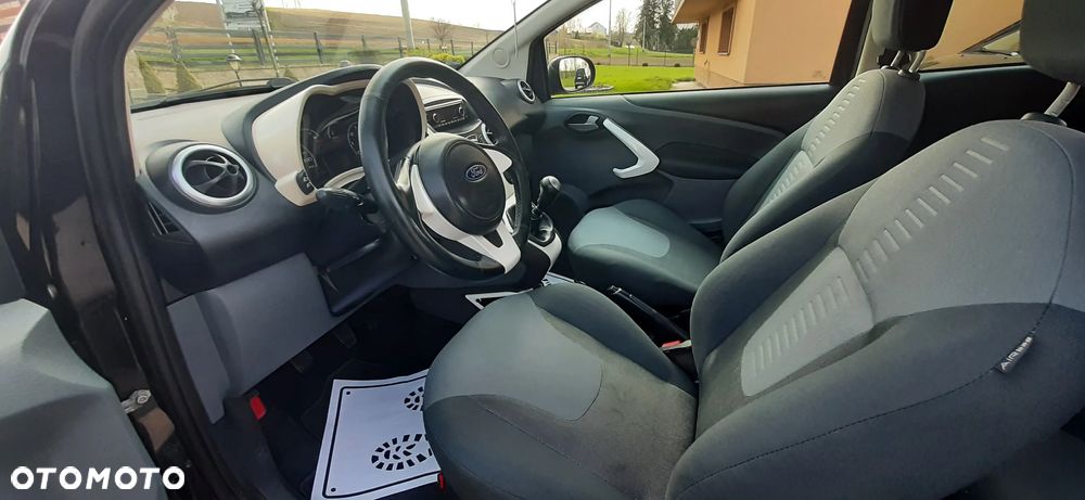 Ford KA - 25