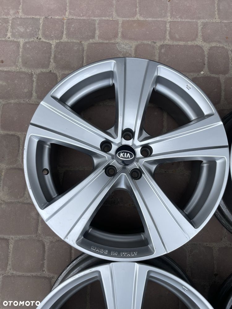 FELGI ALUMINIOWE Kia 8" x 19" x 5x114,3 x 67,1 x ET 35 - 2