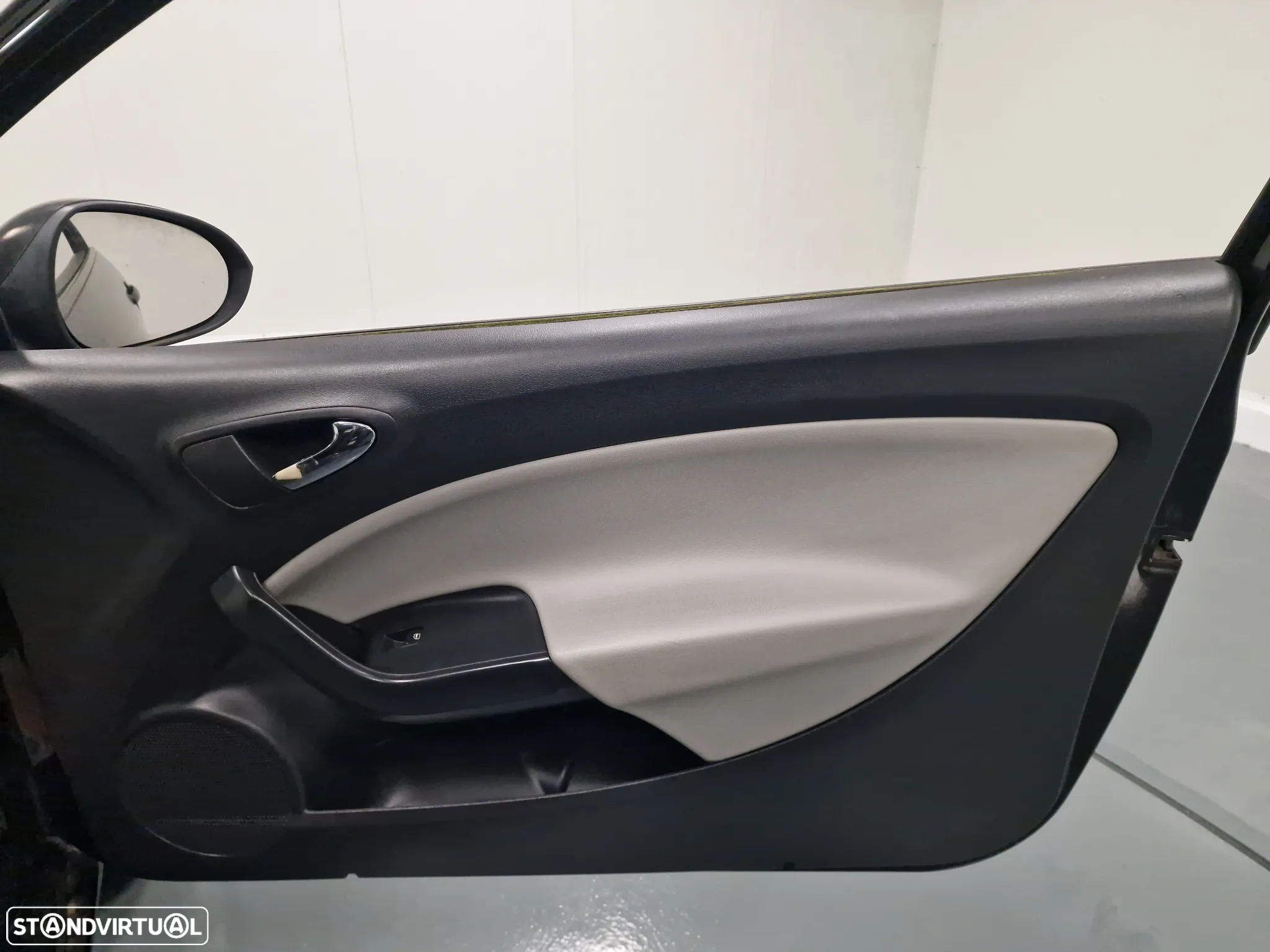 SEAT Ibiza SC 1.9 TDi Sport DPF - 22