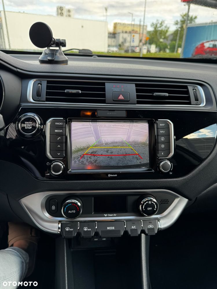 Kia Rio 1.4 Platinum Edition - 4