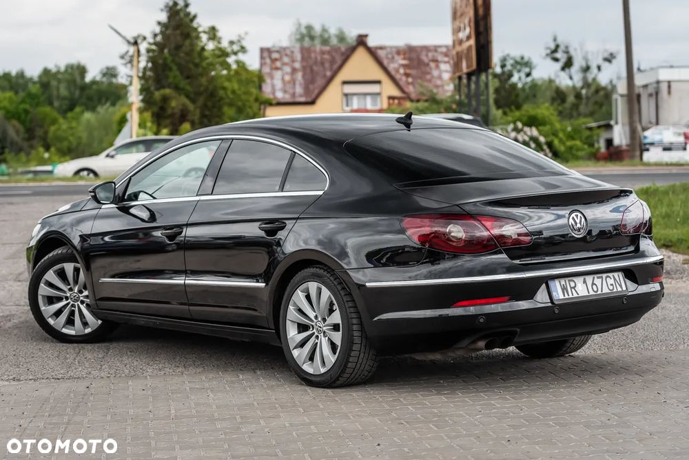 Volkswagen Passat CC - 12