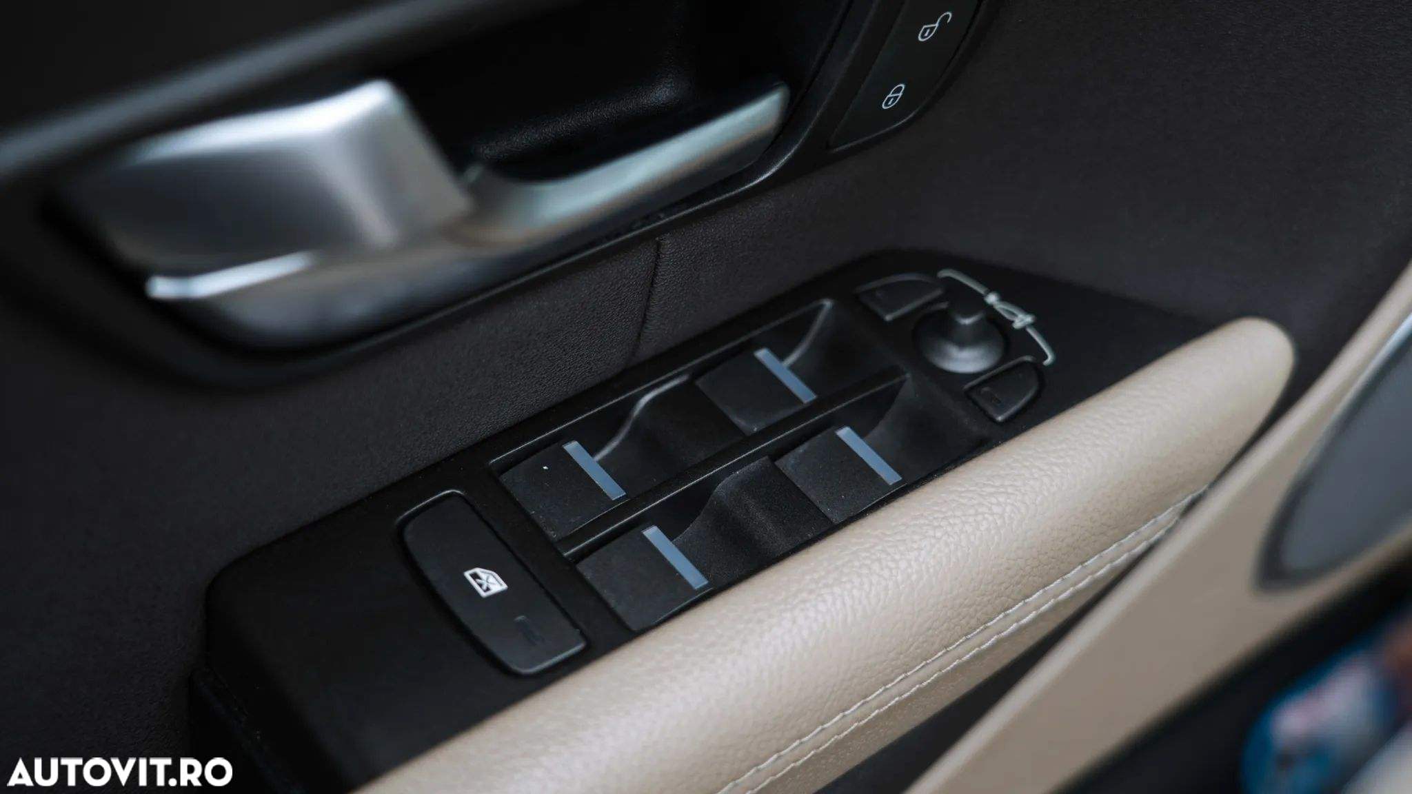 Land Rover Range Rover Evoque - 17