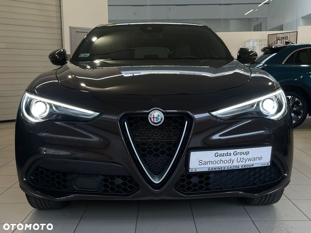Alfa Romeo Stelvio 2.0 Turbo Sprint Q4 - 6