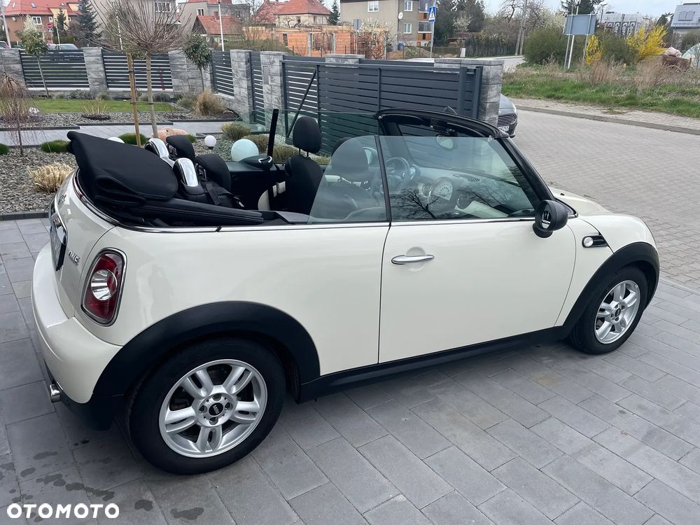 MINI ONE Cabrio - 30