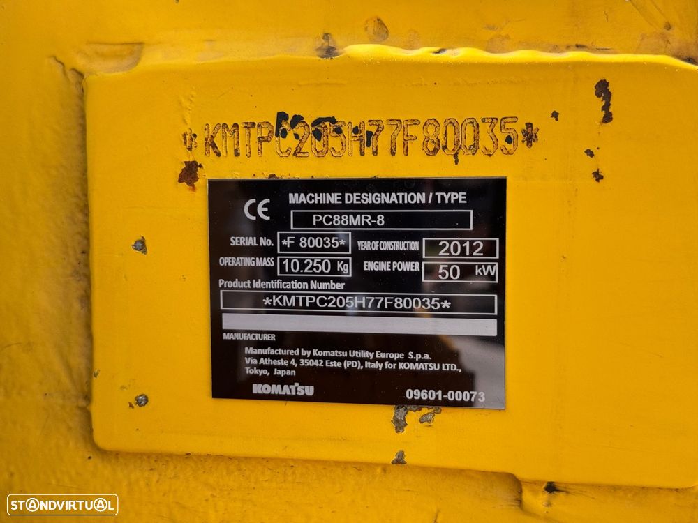 Komatsu PC88 PC88MR‑8 (Série MR – Minimum Radius) - 9