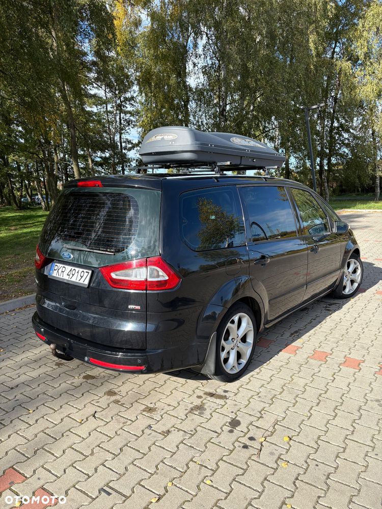 Ford Galaxy 2010 photo 4