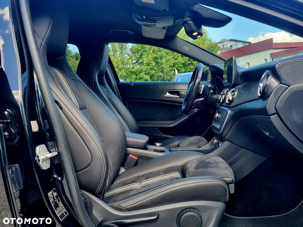 Mercedes-Benz GLA 200 7G-DCT Edition 1 - 21