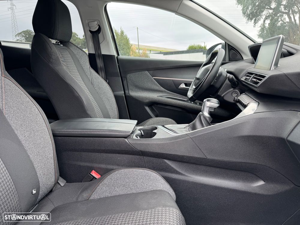 Peugeot 3008 PureTech 130 Stop & Start GPF Allure - 7