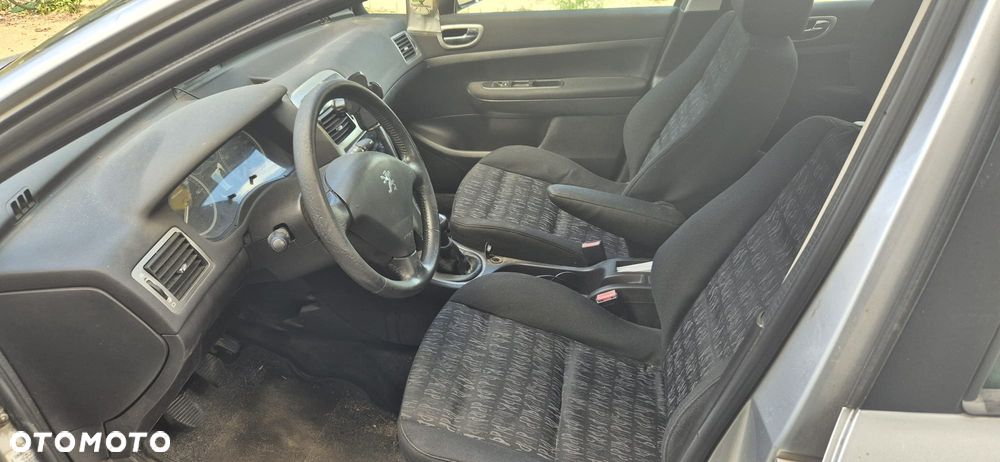 Peugeot 307 1.6 Mistral - 16