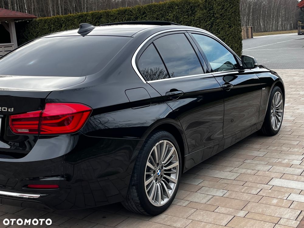 BMW Seria 3 320d xDrive Luxury Line sport - 11