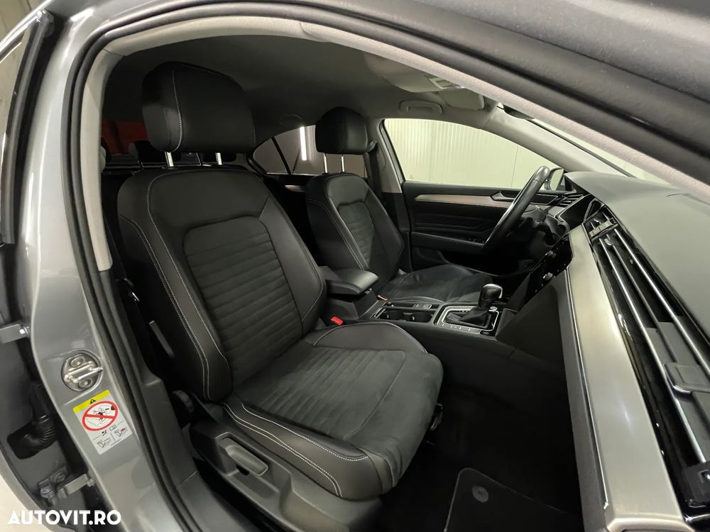 Volkswagen Passat 2.0 TDI DSG 4Mot Highline - 11