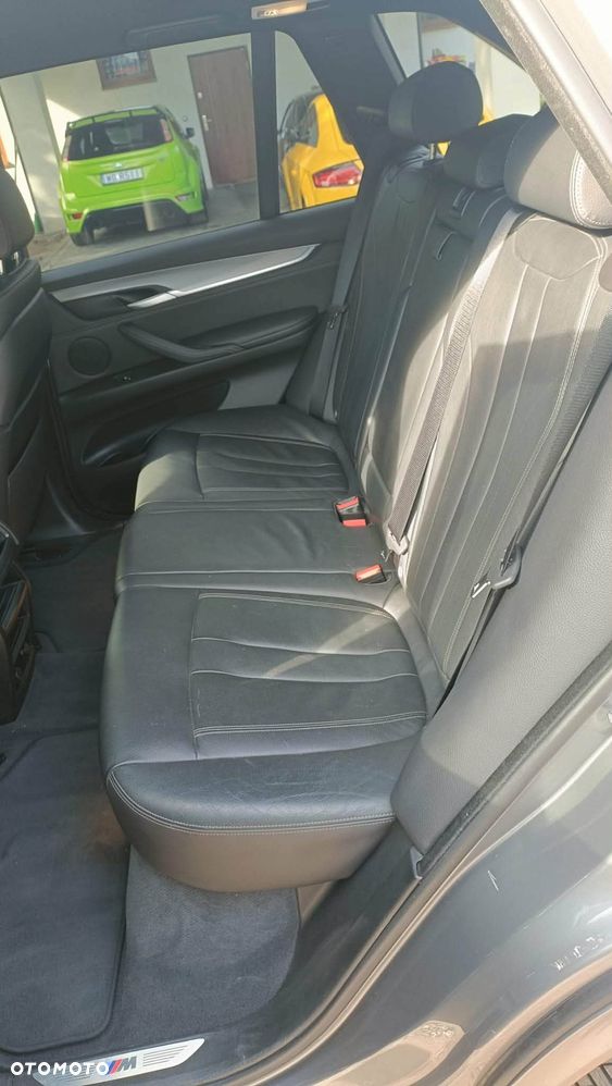 BMW X5 xDrive25d - 11