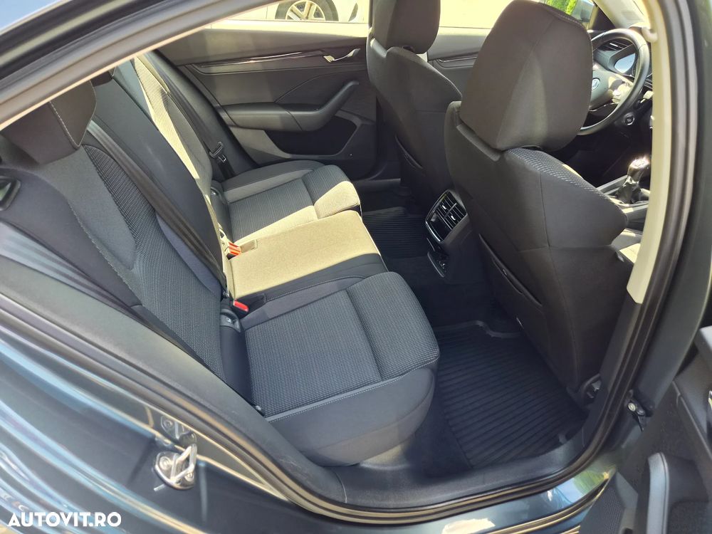 Skoda Octavia 1.0 TSI Ambition - 3