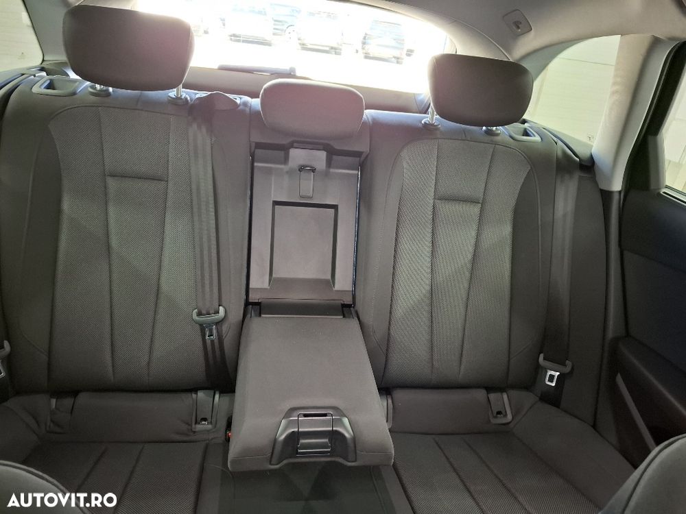 Audi A4 Avant 2.0 TDI - 15