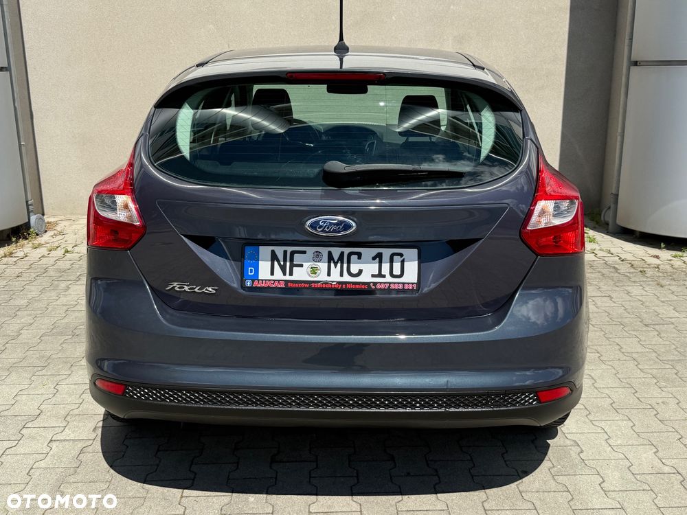 Ford Focus 1.6 TDCi DPF Start-Stopp-System Titanium - 11