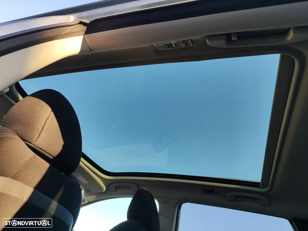 Nissan Qashqai 1.5 dCi N-Connecta - 9