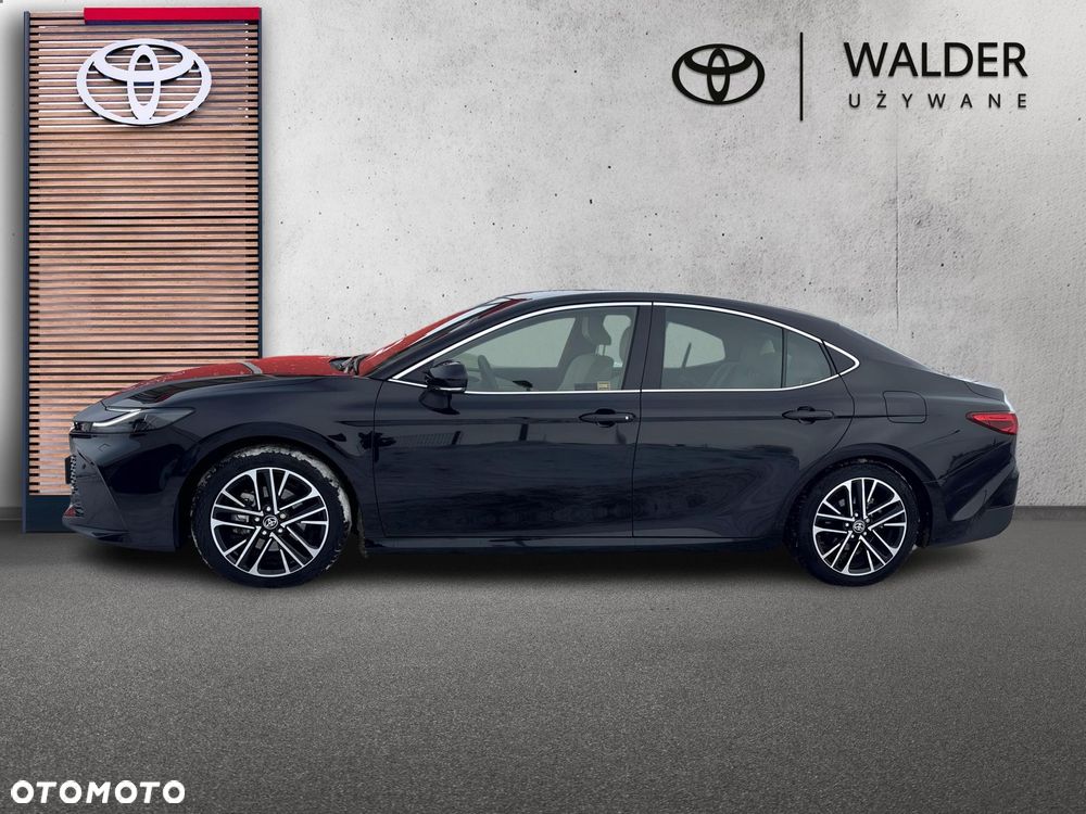 Toyota Camry - 2