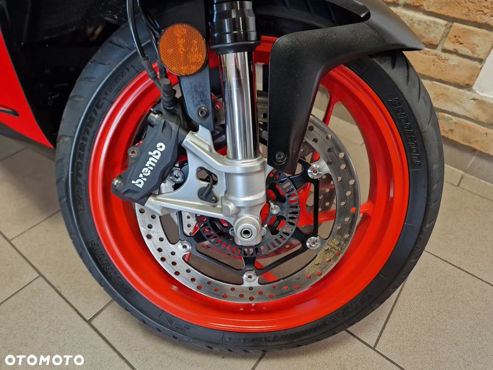 Aprilia Tuono - 23