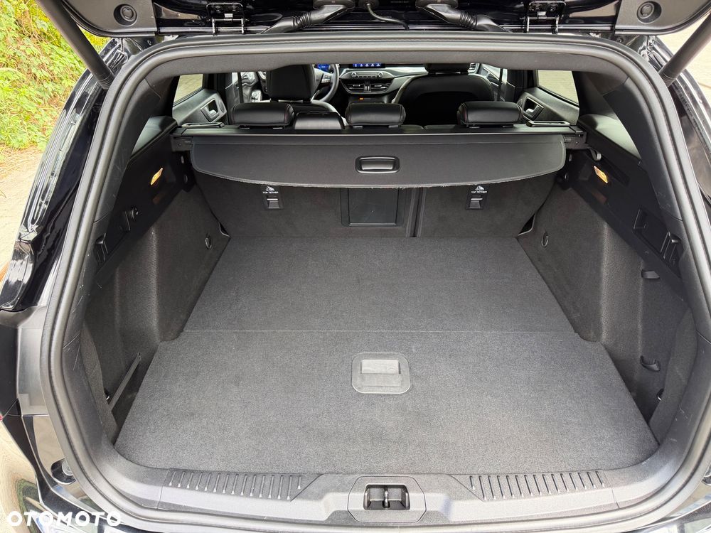 Ford Focus 1.5 EcoBlue Start-Stopp-System ST-LINE - 38