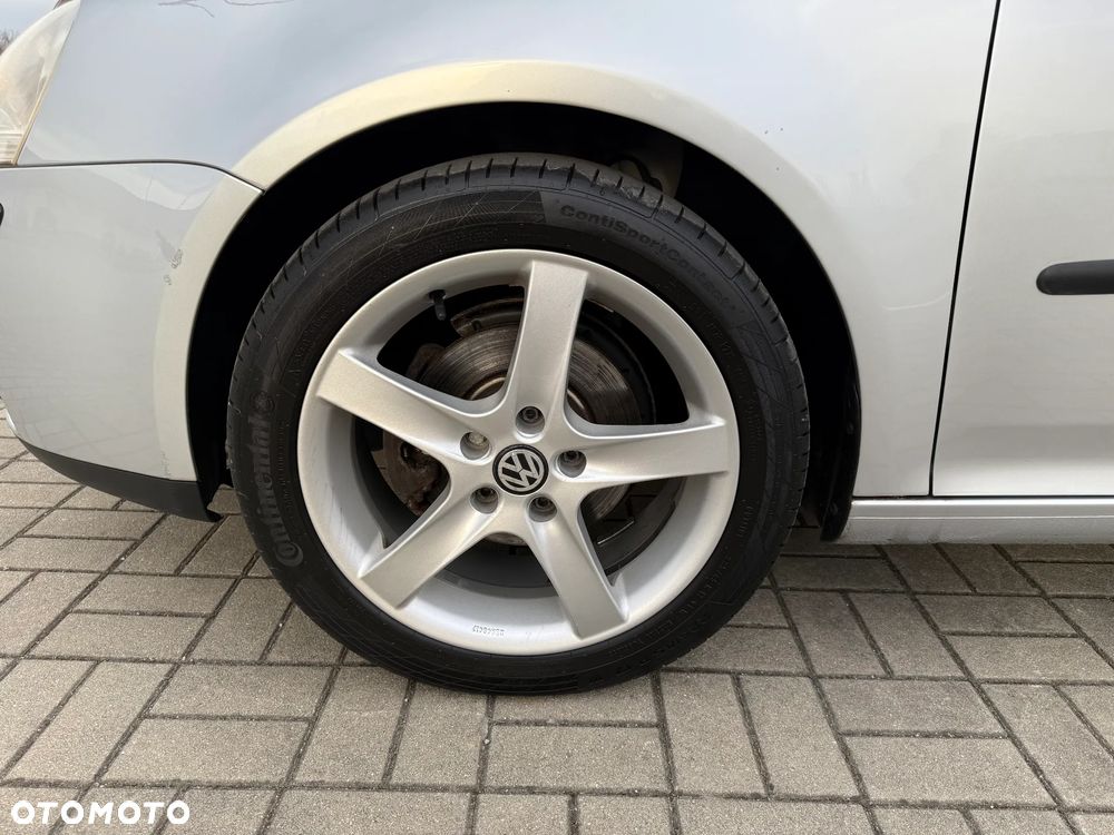 Volkswagen Golf 1.9 TDI DPF Edition BlueMotion - 13