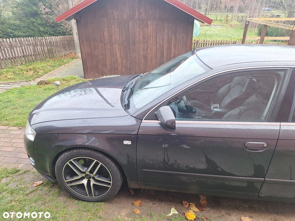 Audi A4 Limousine 2.0 TDI DPF - 7