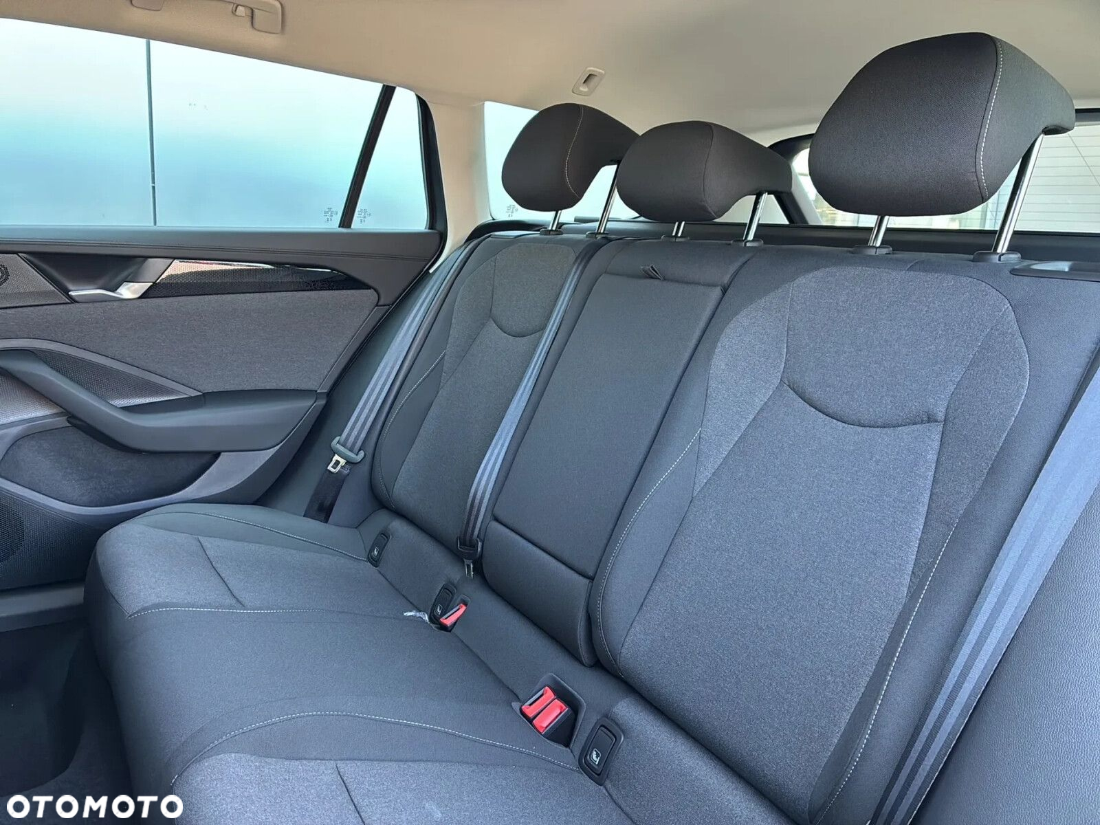 Volkswagen Passat - 7