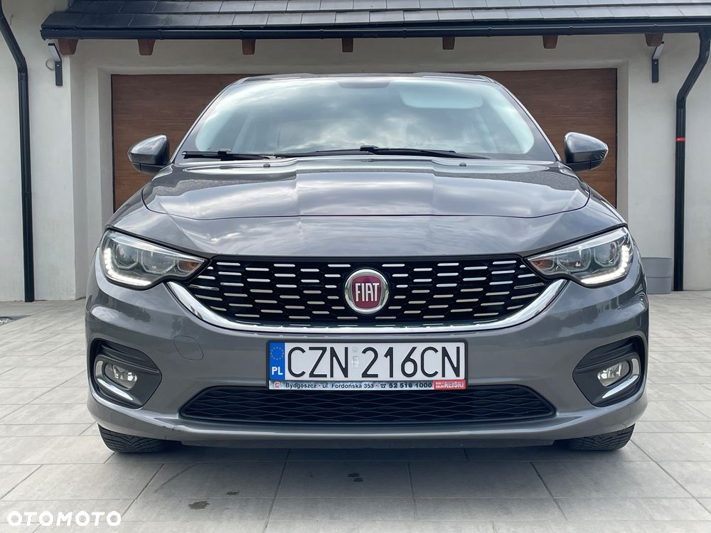 Fiat Tipo 1.4 16V Lounge EU6d - 2