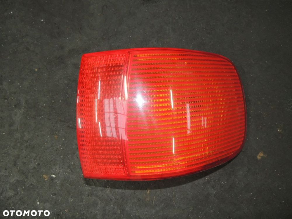 Lampa tył prawa AUDI 80 B4 Cabrio - 1