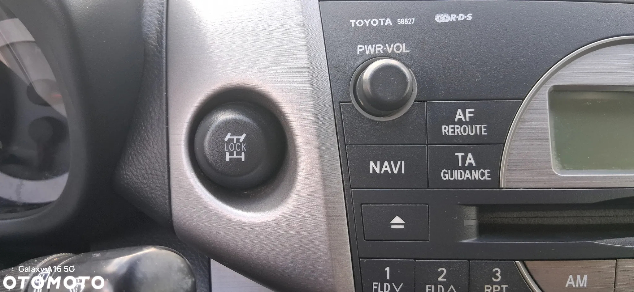 Toyota RAV4 2.0 4x4 Sol - 14