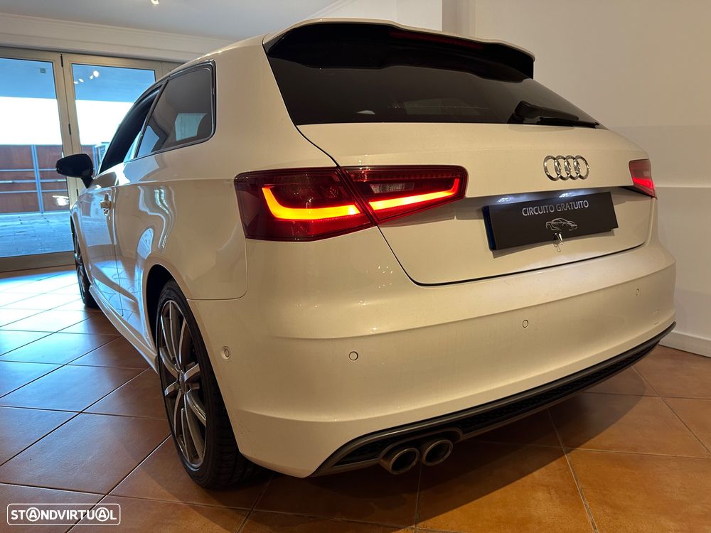 Audi A3 2.0 TDI S-line - 4
